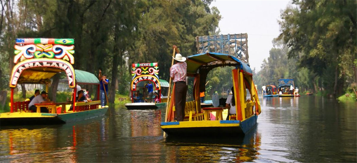 passer son dimanche à Xochimilco sur les trajineras