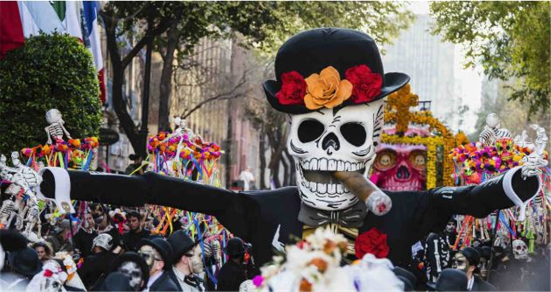 Melodramă Mlaştină Profesor  Fête des morts au Mexique - défilé des Catrinas