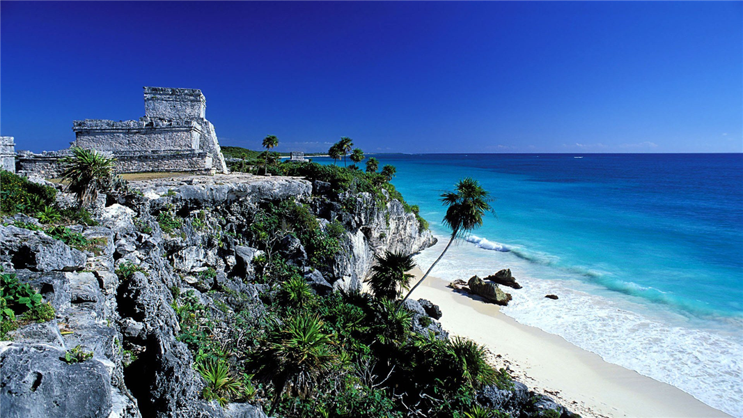 vue du site de Tulum au Mexique depuis le ciel