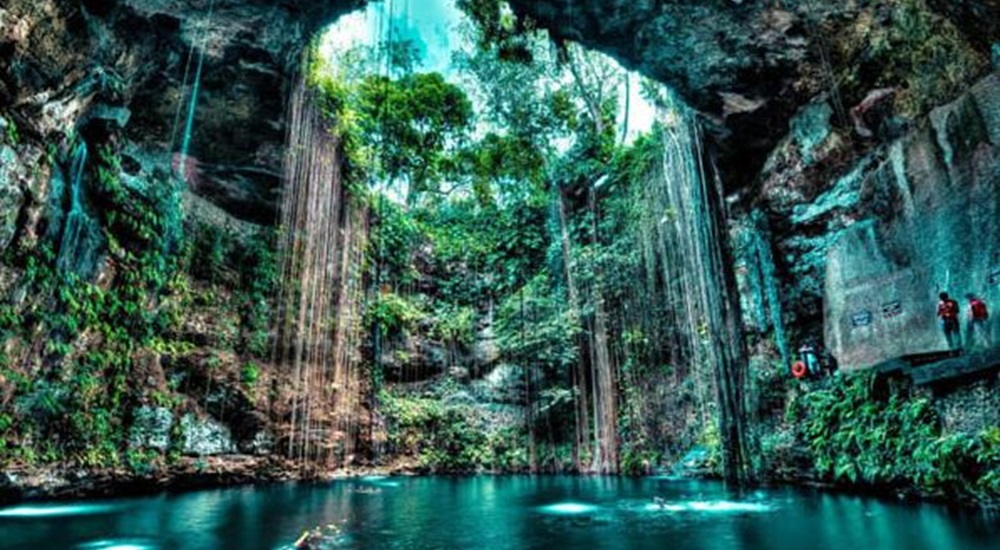 cenote du mexique dans le yucatan