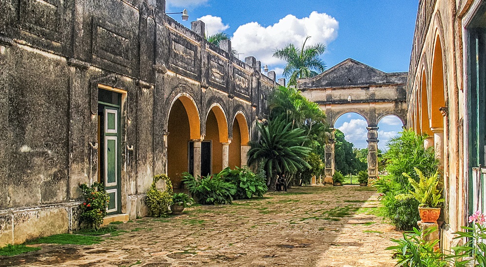 hacienda yaxcopoil 