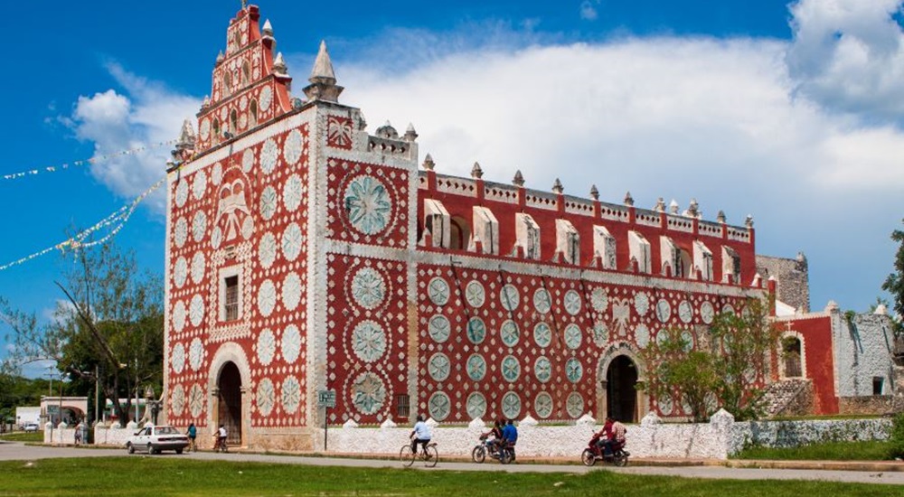 magnifique église de Uayma superbement décorée a voir si vous avez un peu de temps pendant votre périple au Mexique en famille