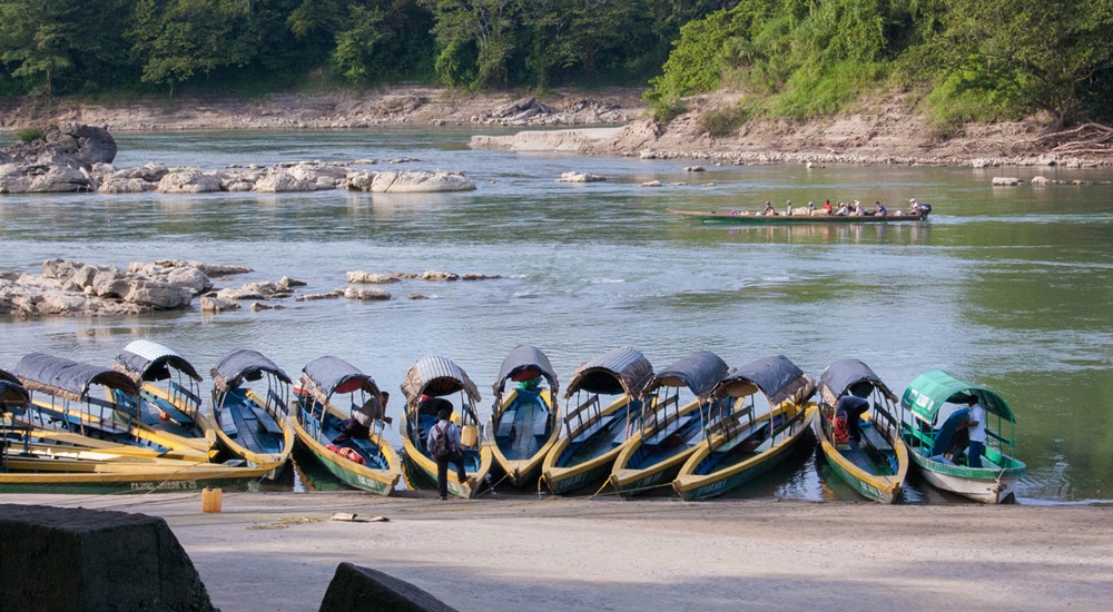 aller a Yaxchilan entre le mexique et le guatemala