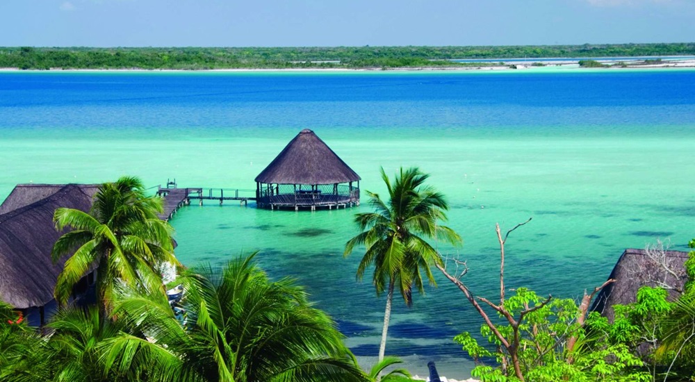 profiter de la beauté de bacalar pendant son séjour au Yucatan