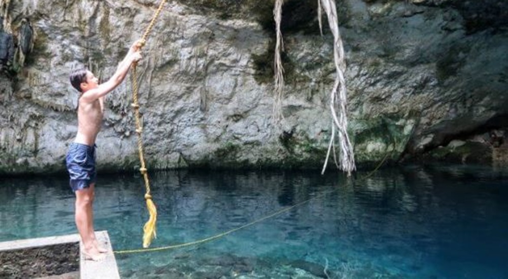 cenote du mexique dans le yucatan